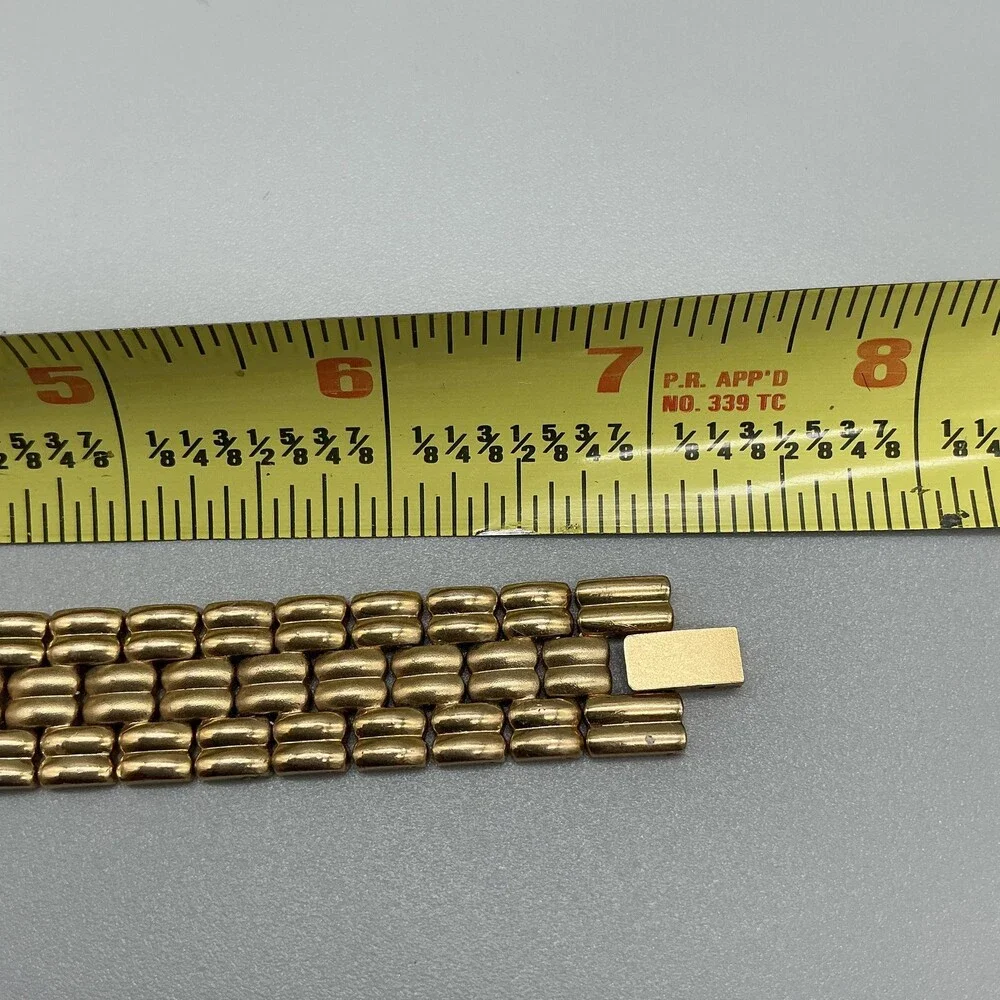 Vintage Elgin EM5253-017 Womens Watch 17mm Gold Tone Bracelet New Battery 7.25